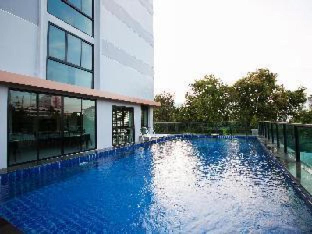 B2 Hotel South Pattaya Exteriör bild