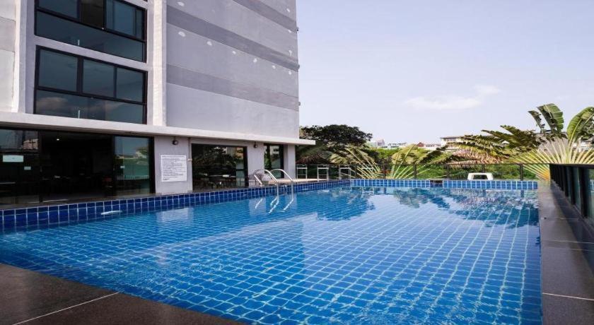 B2 Hotel South Pattaya Exteriör bild