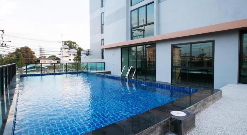 B2 Hotel South Pattaya Exteriör bild